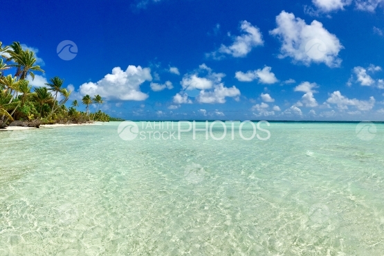 Dans le lagon de Tetiaroa, Plage de Motu Rimatu, vue panoramique