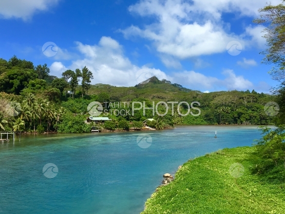 Lagon entre Huahine Nui et Huahine Iti