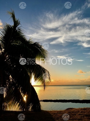 Coucher de soleil sur le lagon de Moorea