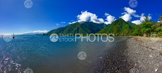 Tahiti, vue panoramique de la Côte de Teahupoo, presqu ile