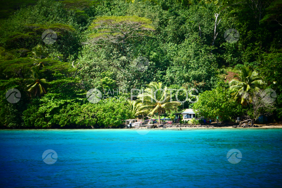 Coast line and lagoon of Huahine
