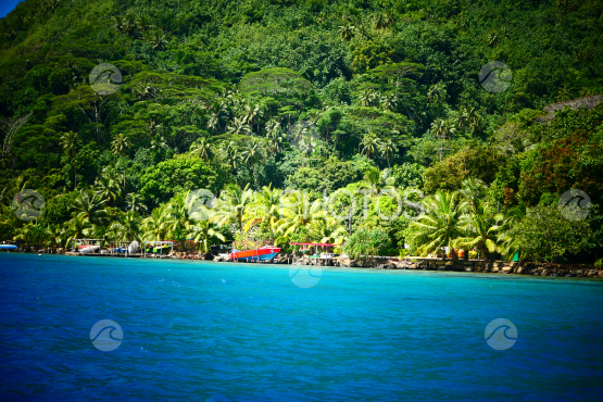 Coast line and lagoon of Huahine