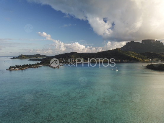 Bora Bora, vue aérienne de l ile et du lagon