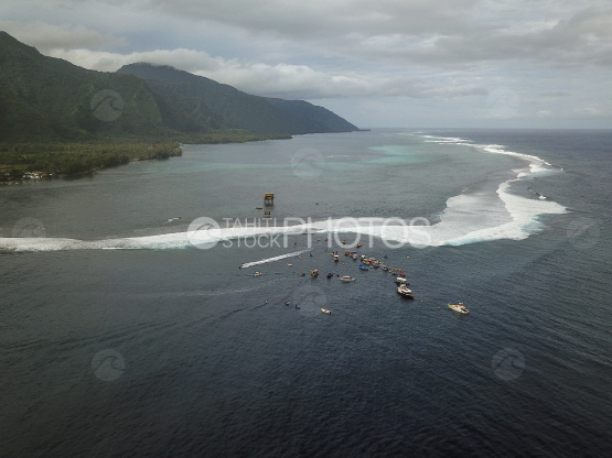 Tahiti, vue aérienne de Teahupoo