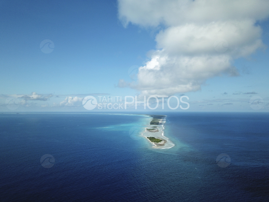 Fakarava, vue aérienne de la passe nord Ngarue