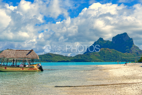 Montagne et lagon de bora bora