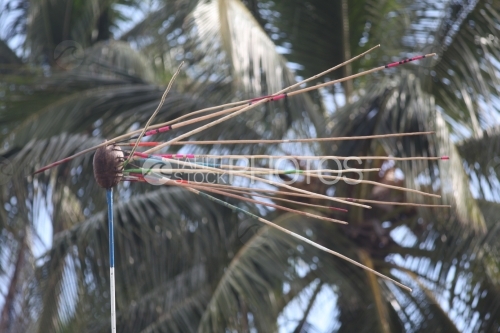 Target of a Traditional Spear Contest, Cible d'une compétition de lancer de javelots