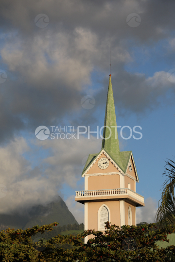 Clocher d église dans le centre ville de Papeete, Tahiti