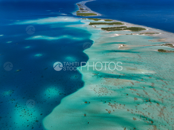 Atoll de Fakarava, Vue aérienne par drone, Passe Sud, Tetamanu
