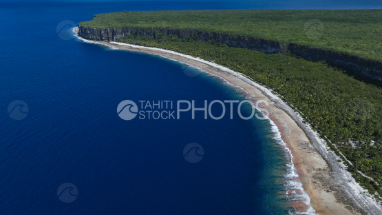 Ile de Makatea, Tuamotu, Polynésie, photo aérienne